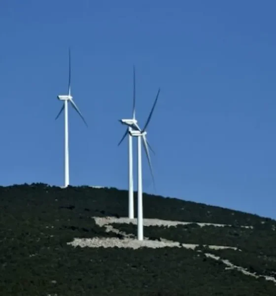 ανεμογεννήτριες στην Αγιά